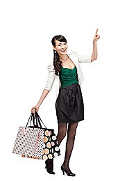 免费黄色软件下载3.03：极限狂飙新版本上线，黄金涂装免费解锁，畅享霓虹赛道激情-3