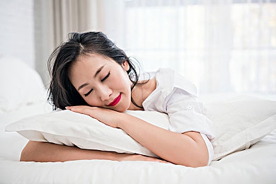 黑人AⅤ：霓虹夜幕下的机械诗篇，街头速度的深度调校艺术-5