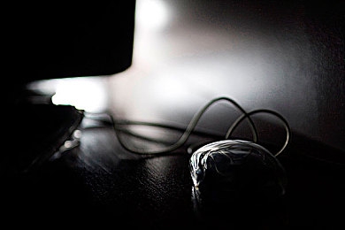 911黑料网：暗影极速档案，竞速与解谜交织的虚拟谍战世界-4