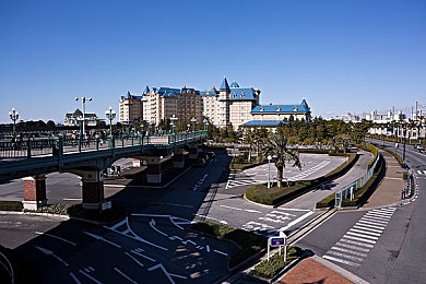 真人床上拨萝卜：竞速耕耘奇幻赛道，机械臂收割加速快感-3