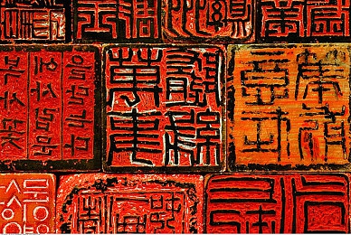 可以看美女不穿服的软件:霓虹车影今日上线,扫描涂装漏洞引爆赛博竞速新玩法-3