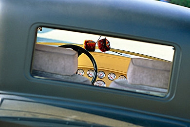 床上啪啪啪软件：奇幻赛道躺赢竞速，重力感应畅享漂移快感-3