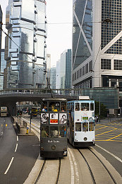 18岁禁黄色软件：墨西哥天际线，驾驭速度的成年光芒-4