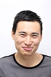 黄色软件3.0.0.3：极速骇客，代码赛道中的改装革命-4