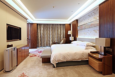 花季传女厂某：当少女执掌方向盘，在机械与梦想间书写速度传奇-5