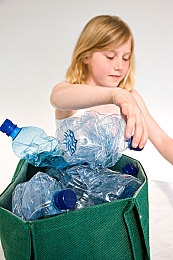 男生和女生差差a pp：赛车手游创新性别驾驶系统，实测数据揭示风格差异真相-5