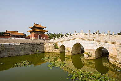 亚洲最大的综合性区：极速都市霓虹上线，驰骋虚拟东京上海首尔融合街区-3