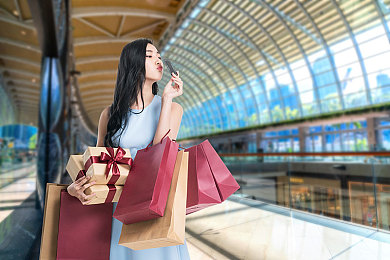 爱情岛论坛亚洲自拍品质：光影都市竞速，虚拟社交与极致美学之旅-3