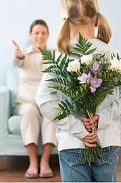 蜜桃99：甜蜜竞速新体验，收集霓虹果实挑战极限驾驶-4