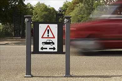 天天天天射:竞速射击新游上线,动态赛道与武装载具引爆极速对决-3