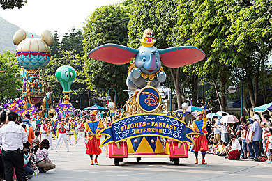 男人困困对个女人：极速赛道，情感迷途，抉择人生方向-5