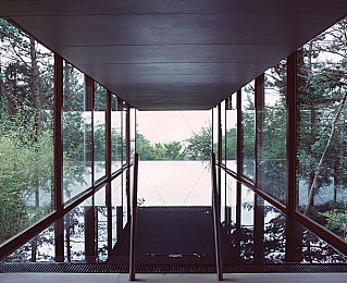 密挑AV片：竞速解谜新作极限车手上线，挑战感官边界的赛博狂飙今日开启-4