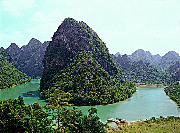 16岁下载:《极限车魂》正式上线,硬核物理与深度改装重塑真实竞速体验-4