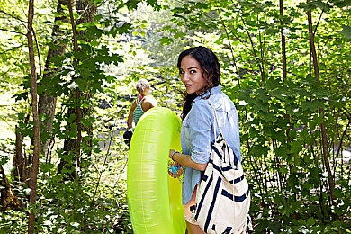 国产AV制作：引擎轰鸣，声光共舞，打造你的专属移动影音圣殿-4