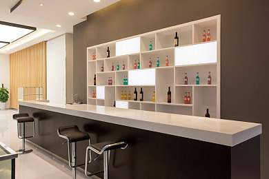 黄色软件免费下载3.0.3免费版：极速狂飙新纪元开放，街头赛车免费畅玩改装盛宴-3