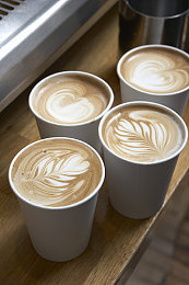 男人和女人的一起差差差app:极速协奏,差异互补的赛道双人舞-5