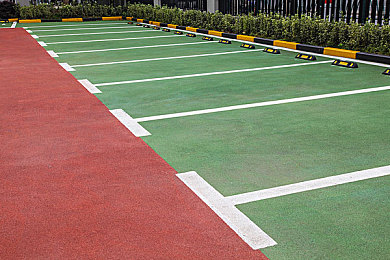 黄色网页进入入口：霓虹深渊，极速密令与数据狂飙的赛博交响-2