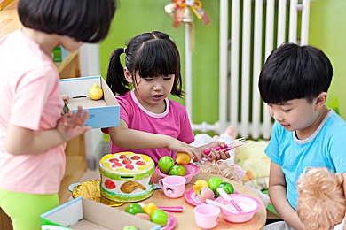一小男孩妈妈胡萝卜的故事：驾驶改装皮卡穿越荒野，种植希望治愈家庭的温情旅程-3