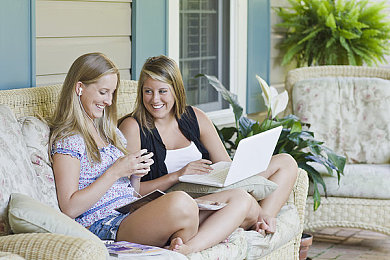 黄色免费破解版oppo：极速狂飙街头王者，免费畅玩深度改装竞速新标杆-4