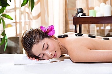 狼人访问紧急通知最新版2025年：极速狂飙暗藏身份，都市夜幕上演飞车追猎-4