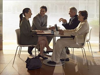 婷婷丁香色五月天：极限竞速地平线5春季主题驾驶，定制你的浪漫飙车之旅-3