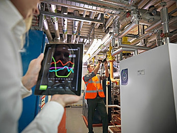 白屁股：《极速残影》战术新维度，车辆涂装剥离竟成赛场逆袭关键-4