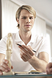 男生女生一起差差差很痛的免费APP下载：双人协作竞速新作，极致默契挑战速度与激情-4