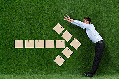 男人桶女人肌肌:竞速新作颠覆传统设定,双性別驾驶系统开启街头狂飙新纪元-5