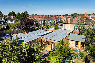 Gay_Fuck_Porn_Tube_Tv男男：同步赛车新作发布，双人神经协同驾驶颠覆竞速游戏体验-5