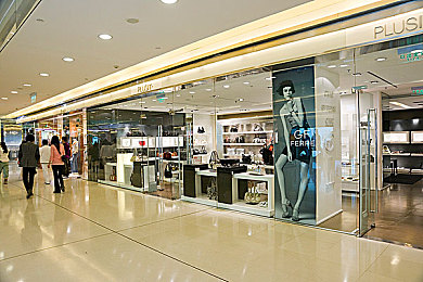 综合网一区二区：柏油与荒野，驾驭双重世界的竞速艺术-3