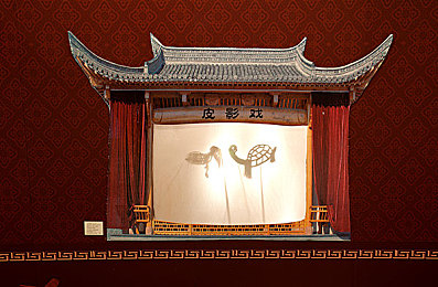 99re久热只有精品6的特点和优势：经典警匪追逐，重温极速狂飙的永恒魅力-2