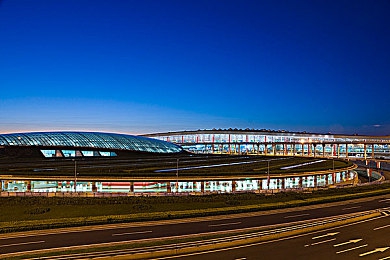 绿巨人黑科技板：伽马咆哮，赛道觉醒，无限狂飙的科技巨兽-4