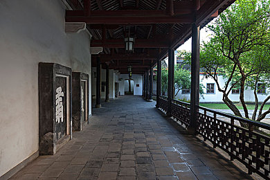 三上悠亚av电影:虚拟偶像赛车手悠亚登场,极速魅影开启视觉战术竞速新纪元-4