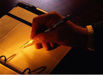 猎奇黑料人妻吃瓜GG:赛博都市的暗影追踪,道德抉择与飞驰人生-4